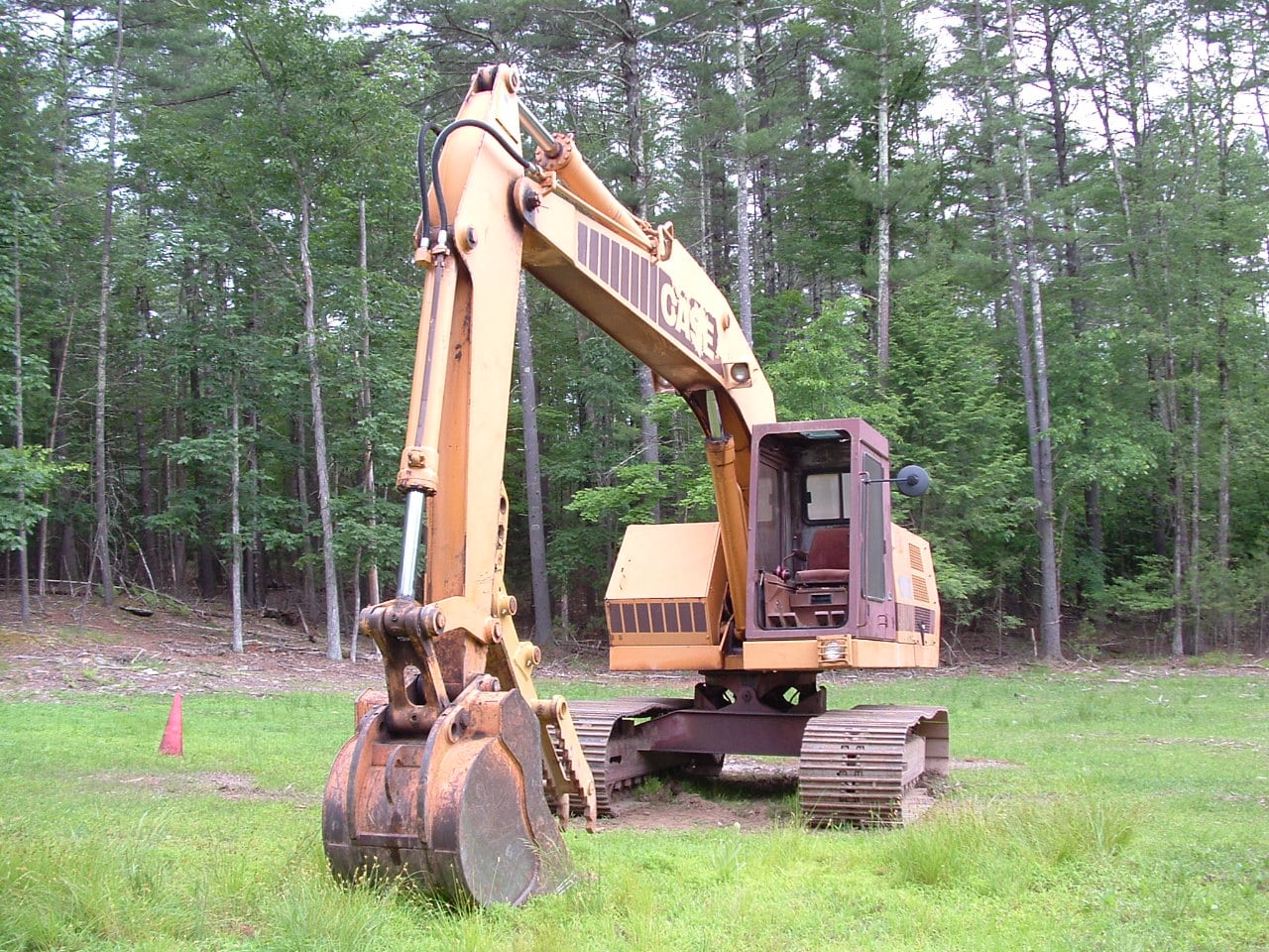 case-excavator-1080b-24-000-united-exchange-usa