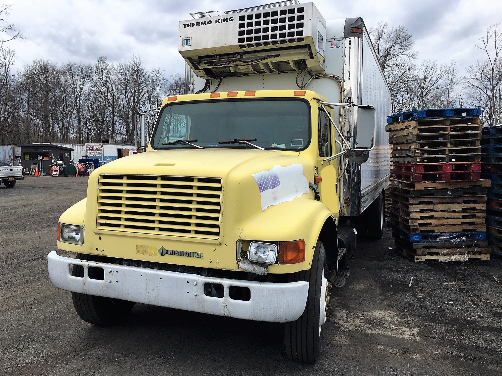International Refrigerated Box Truck 5'500 SOLD! United Exchange USA