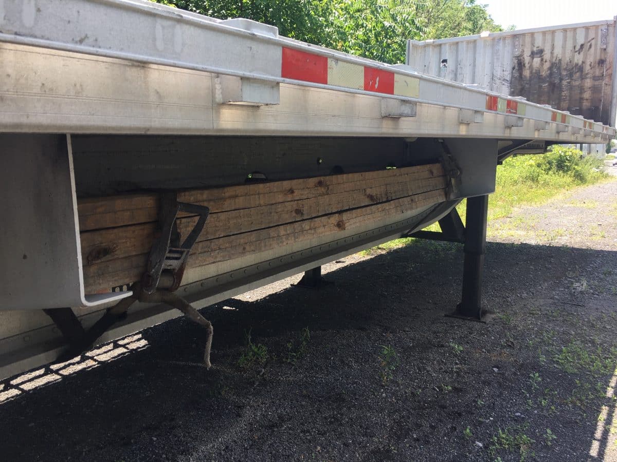 trailerwithdunnagerack United Exchange USA