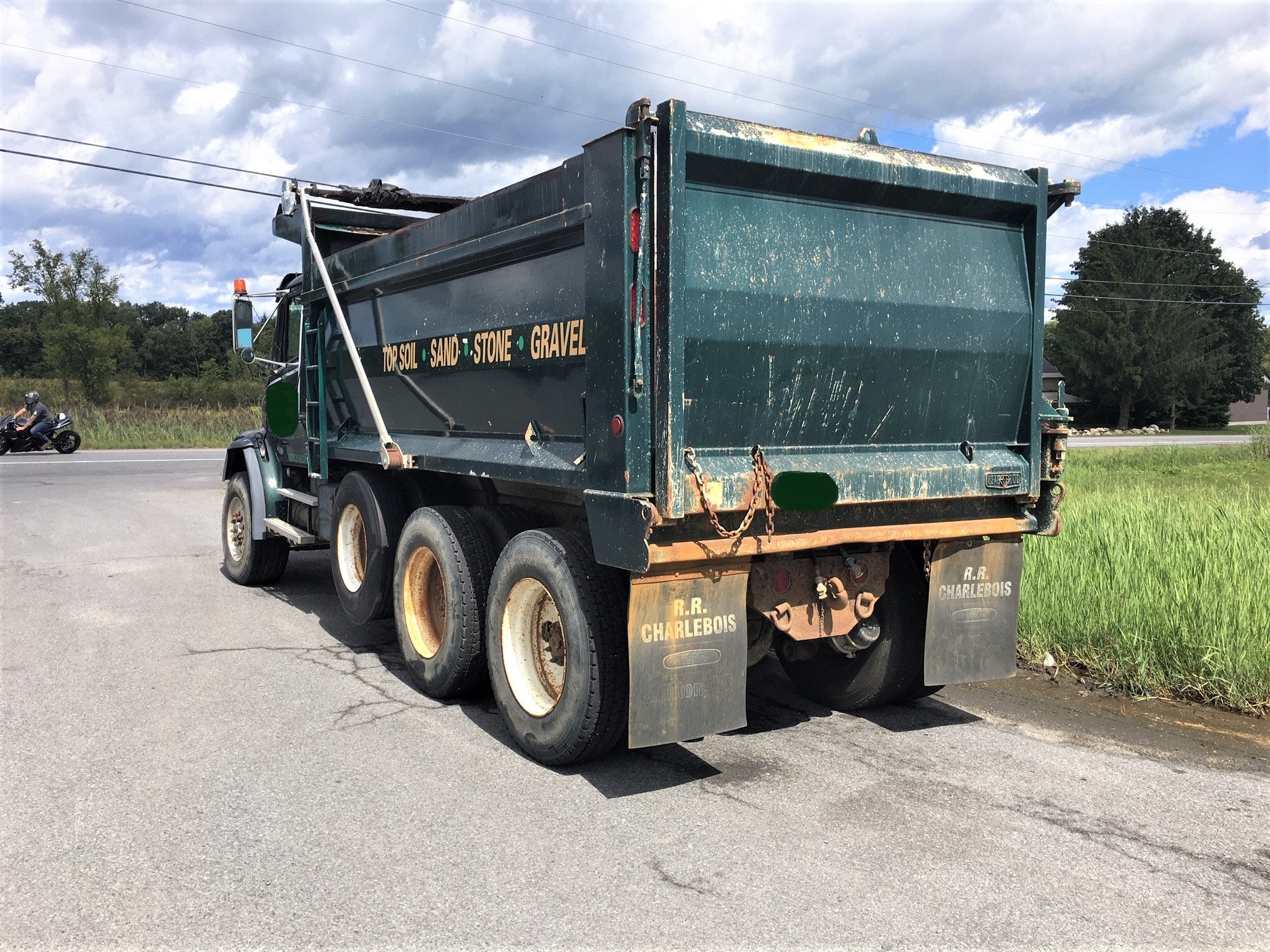 usedtriaxledump United Exchange USA