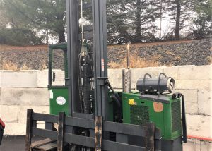 Combilift side loading forklift. 2012 model C10000GT Bi Directional forklift with 2561 hours. 10'000 lb. lift capacity. For wheel drive side loader forklift. LPG engine with 159 inch two stage mast, 154 inch wide carriage and 4 forks. 18'200 lb. unladen weight.