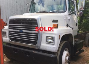 Ford L8000 Straight Truck. 1992 Brazilian model with a 6 cylinder diesel engine and a six speed manual transmission. 12k fronts and 33k rears. 136" from back of cab to center axle. 195.5" to the end of frame from back of cab.